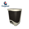 PAPELERA RATTAN DE PEDAL COLPLAST 8 LTS PISTACHO-WENGUE REF 1091